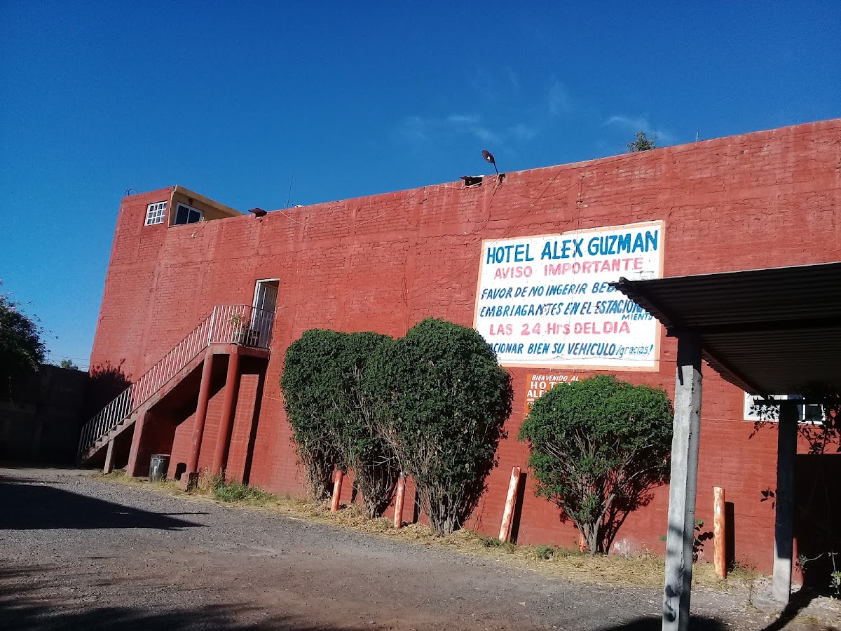 Hotel Alex Guzman